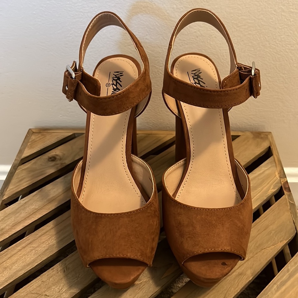 Mossimo Coco Heels - image 2